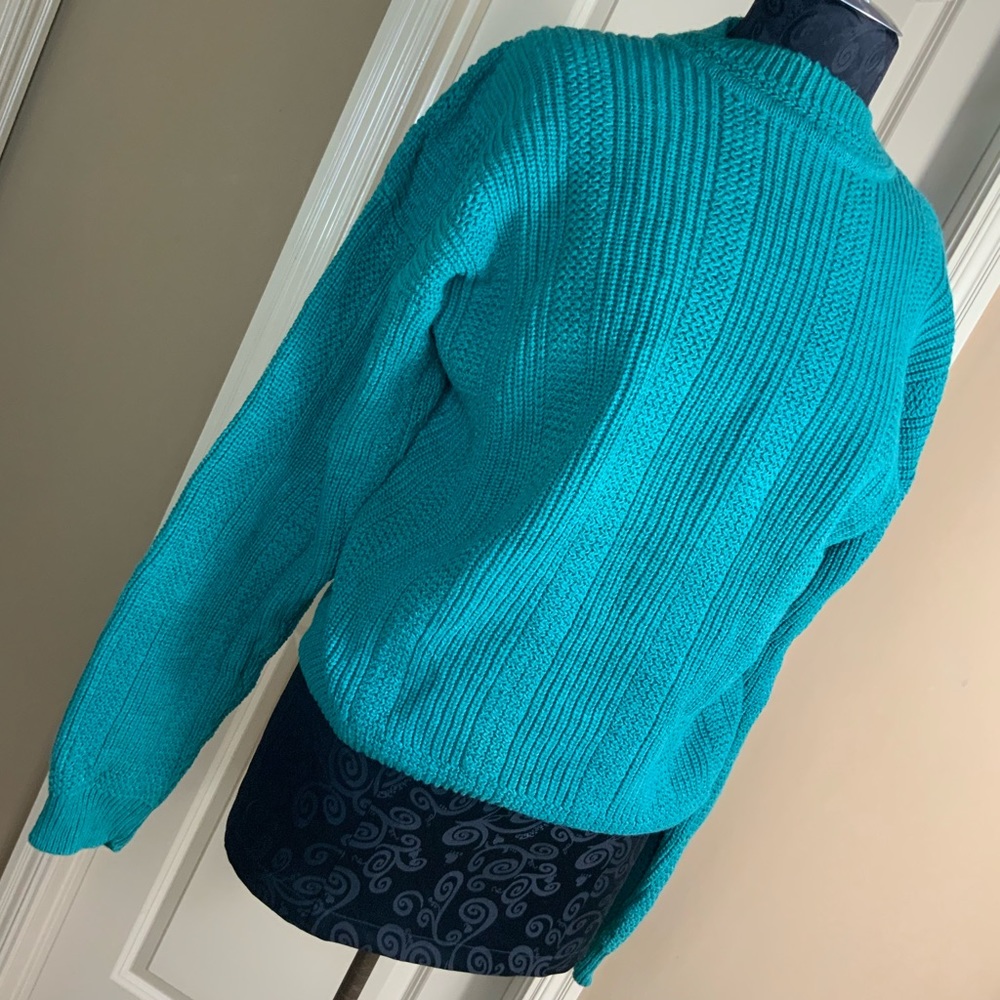 Basix Men’s Sweater